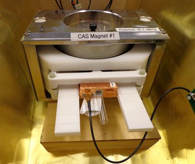 Magnet with rf coil jpg.jpg